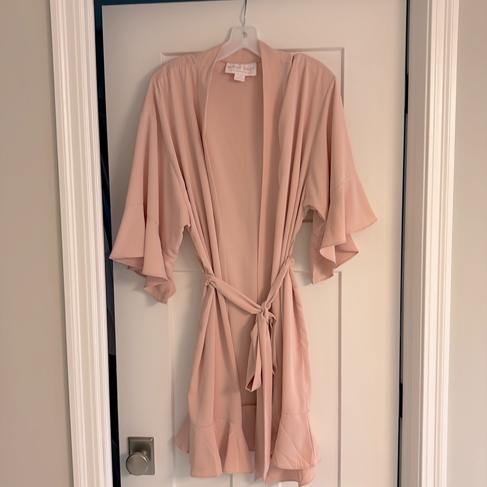 Birdy Grey getting ready robe
